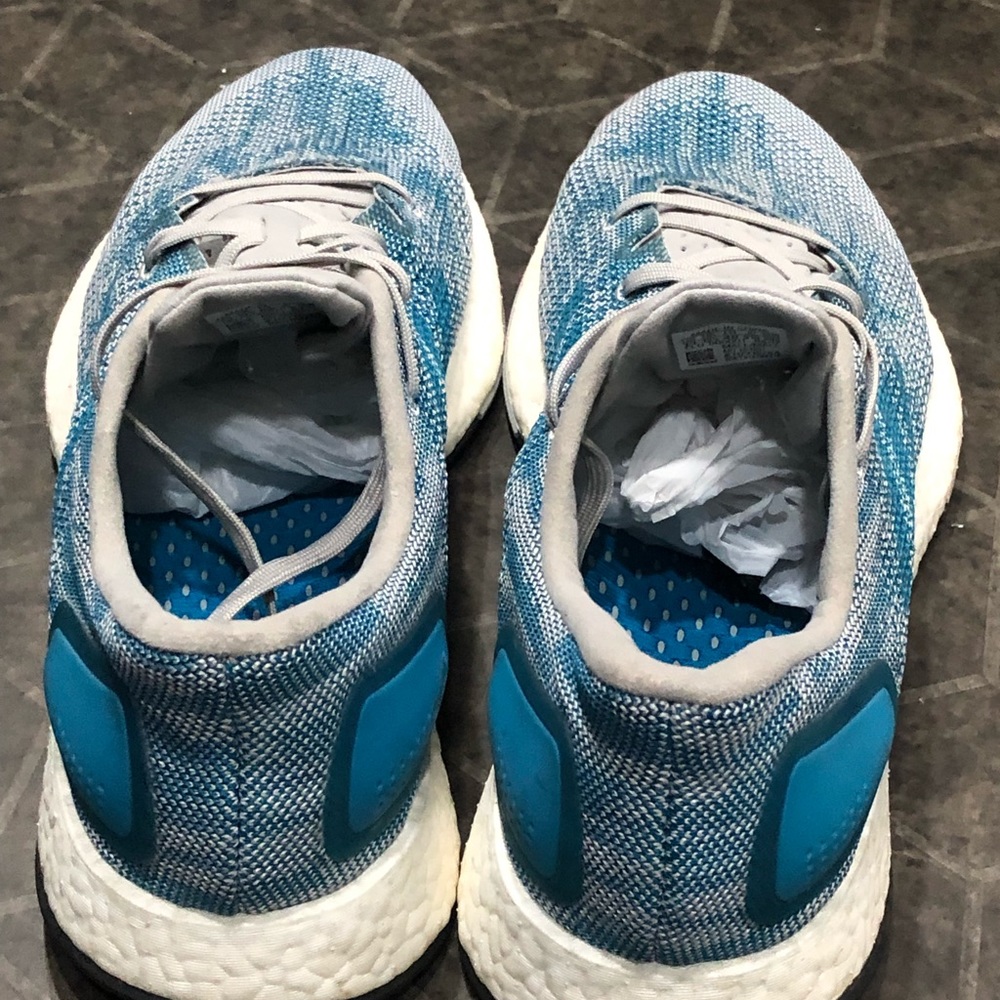 Addidas Ultra Boost - Picture 6 of 9